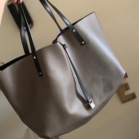 Examples of things to trade - Picture 3 of 17